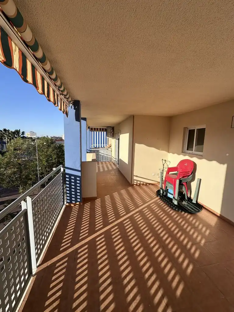 Terrassa de Àtic de lloguer en Canet d'En Berenguer