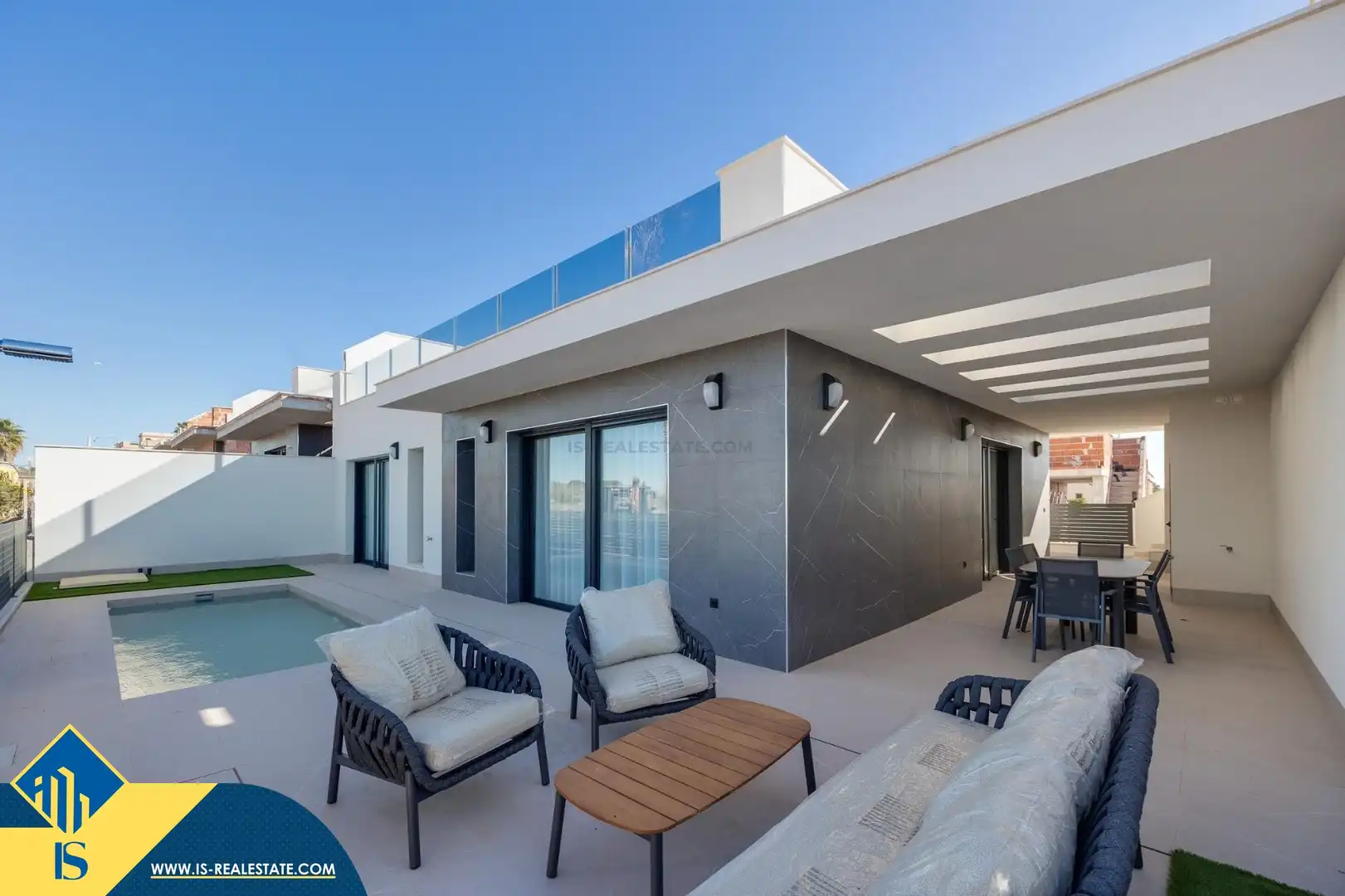 Villa avec jardin à vendre à Nueva Torrevieja - Aguas Nuevas