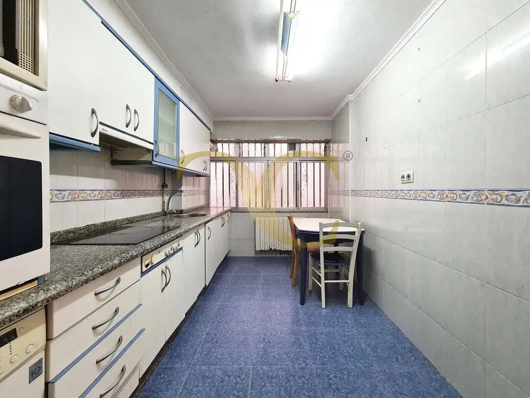 Pis en venda a Calle Aureliano San Román, Milán - Pumarín