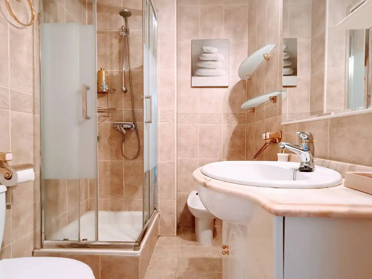 Baño de Dúplex de alquiler en Madrid con Aire acondicionado, Amueblado y Horno