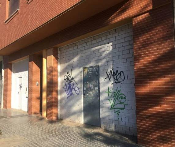 Local comercial en Venta en Santa Rosa - Valdeolleros