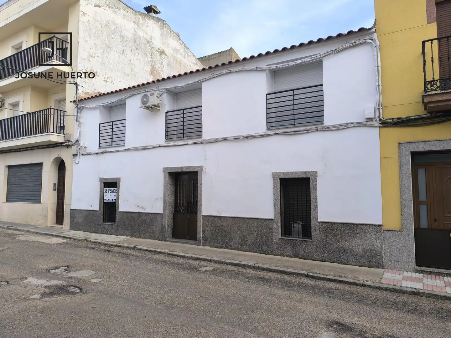 Vista exterior de Finca rústica en venda en Zalamea de la Serena amb Moblat