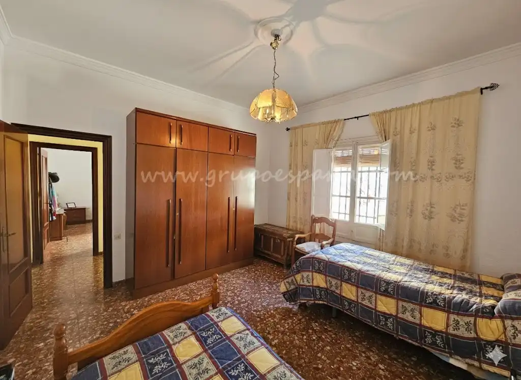 Habitación de Casa adosada en venta en Umbrete