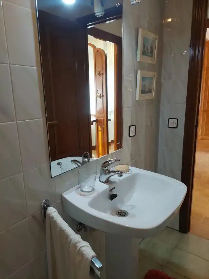 Bany de Pis en venda en Vitigudino amb Aire condicionat i Balcó