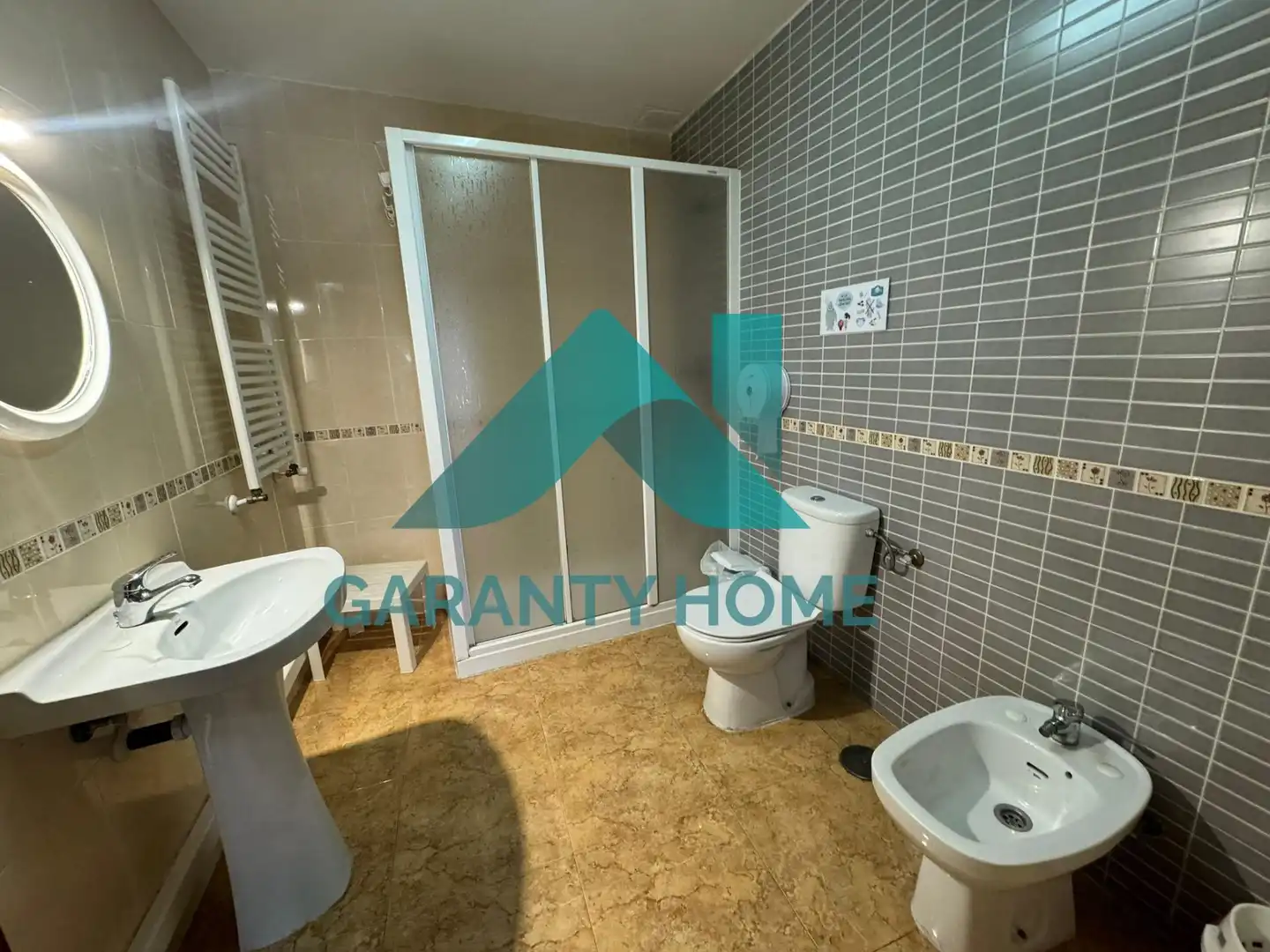 Bathroom of Buildings for sale in Cáceres