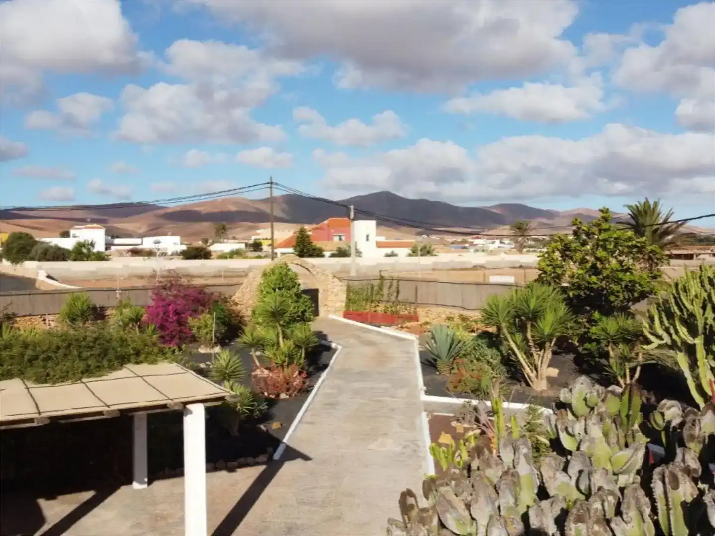 Vista exterior de Finca rústica en venda en Antigua amb Jardí privat, Traster i Piscina
