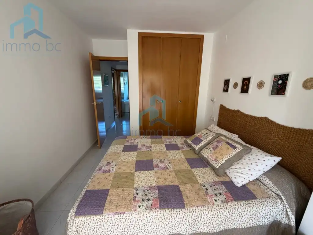Dormitori de Planta baixa en venda en La Pobla de Montornès  