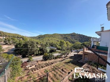 Casa con piscina en venta en Olivella