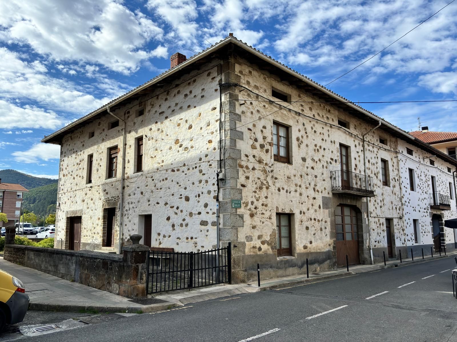 Exterior view of Country house for sale in Orozko