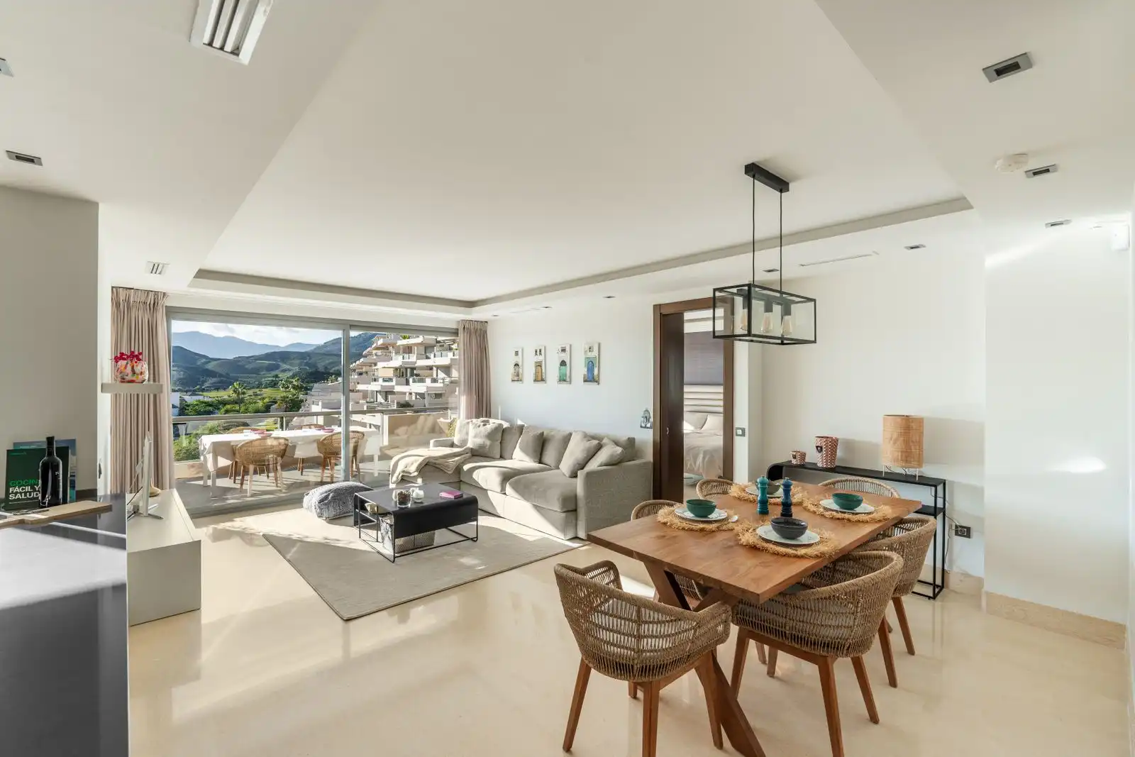 Apartment mit Pool zum Verkauf in Urbanizacion los Aguilares 3A, imagen 2