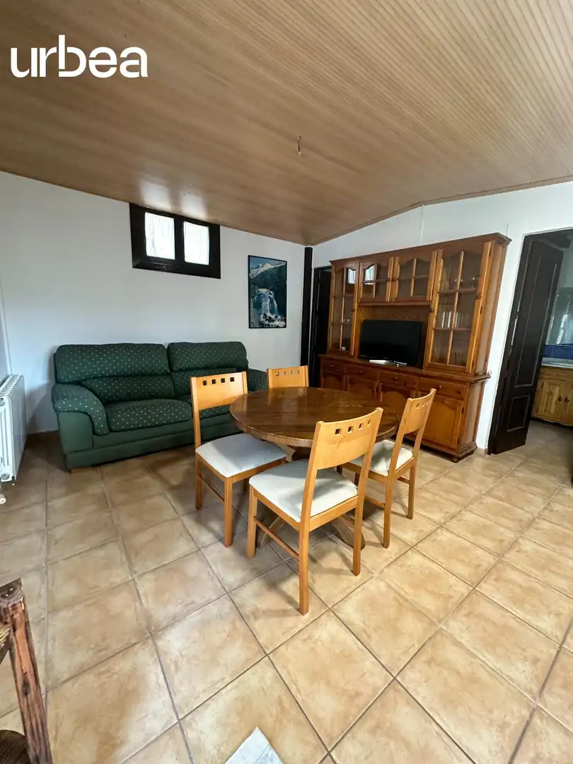 Menjador de Finca rústica en venda en Pizarra amb Aire condicionat, Calefacció i Jardí privat
