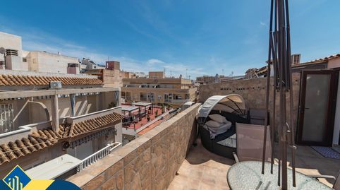Ático dúplex reformado con terraza, en la provincia de Alicante, ciudad de Torrevieja. 3 habitaciones | 95 m² | 650 metros del mar, imagen 4