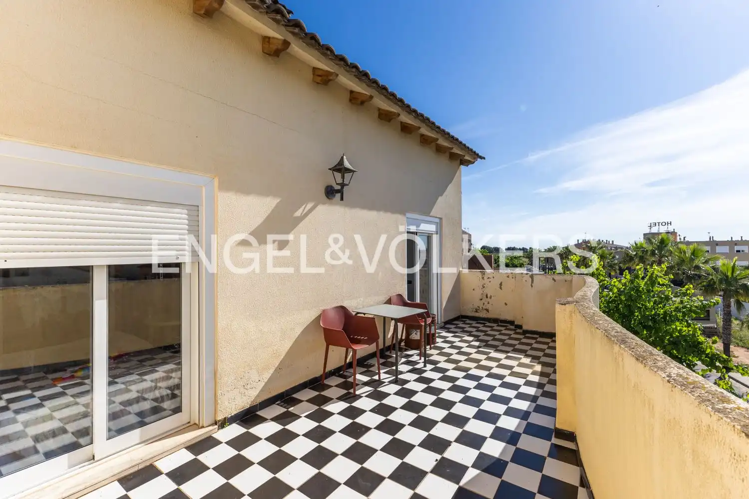 Terraza de Casa o chalet en venta en Chiva con Aire acondicionado, Calefacción y Jardín privado