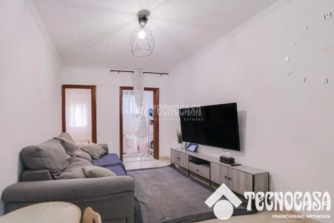 Sala de estar de Piso en venta en Santa Coloma de Gramenet