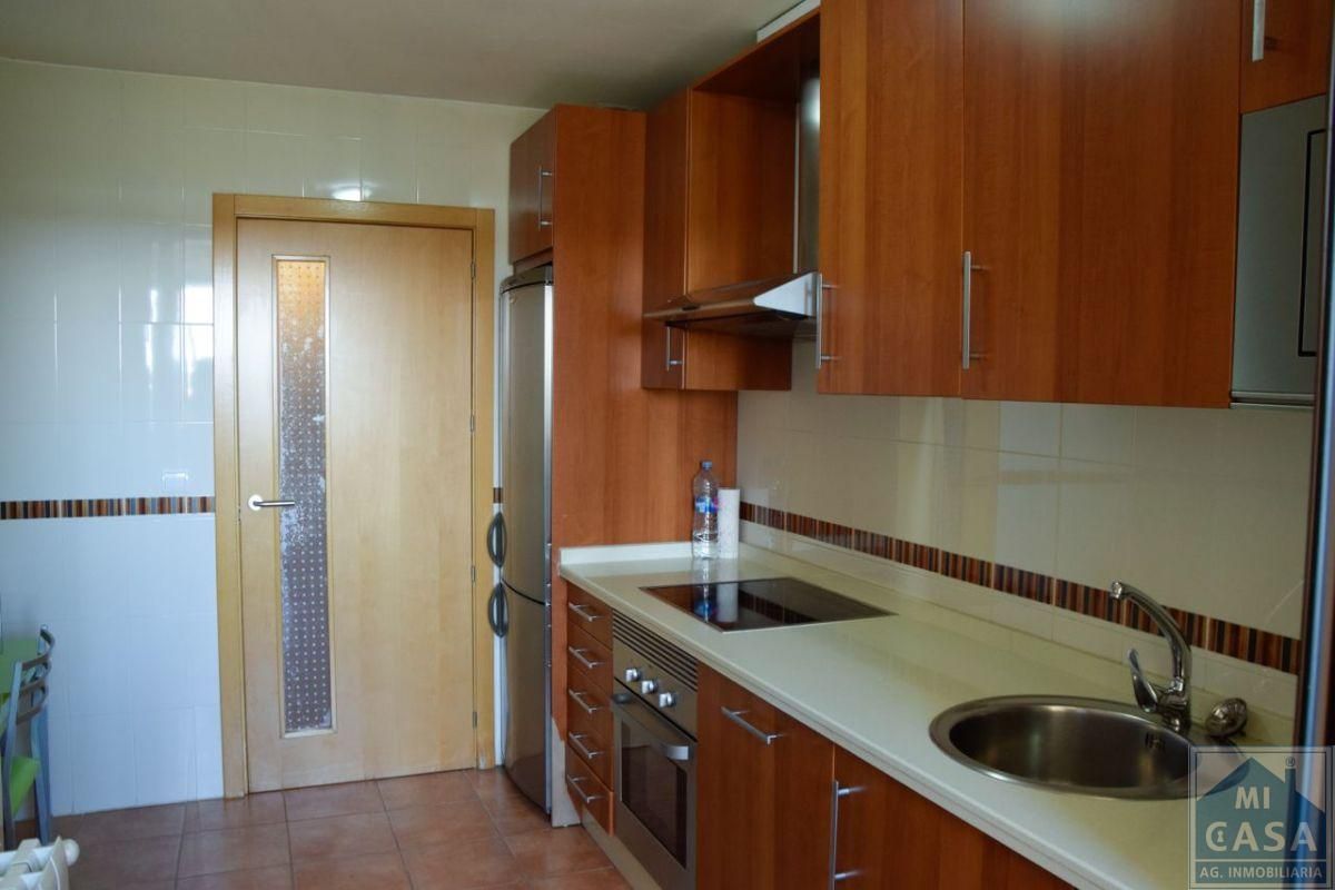 Kitchen of Flat to rent in Mérida  with Air Conditioner, Heating and Terrace