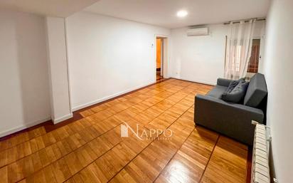 Flat for sale in  Madrid Capital  with Air Conditioner, Heating and Parquet flooring