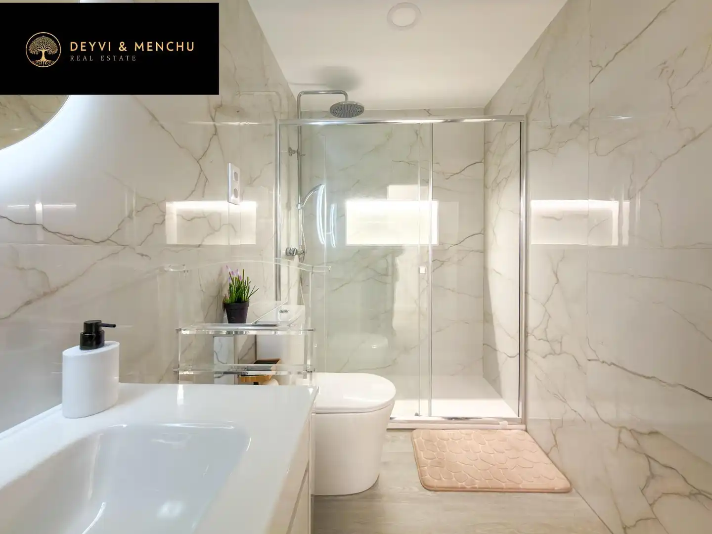 Badezimmer von Wohnung zur untervermieten in Madrid mit Klimaanlage, Heizung und Möbliert