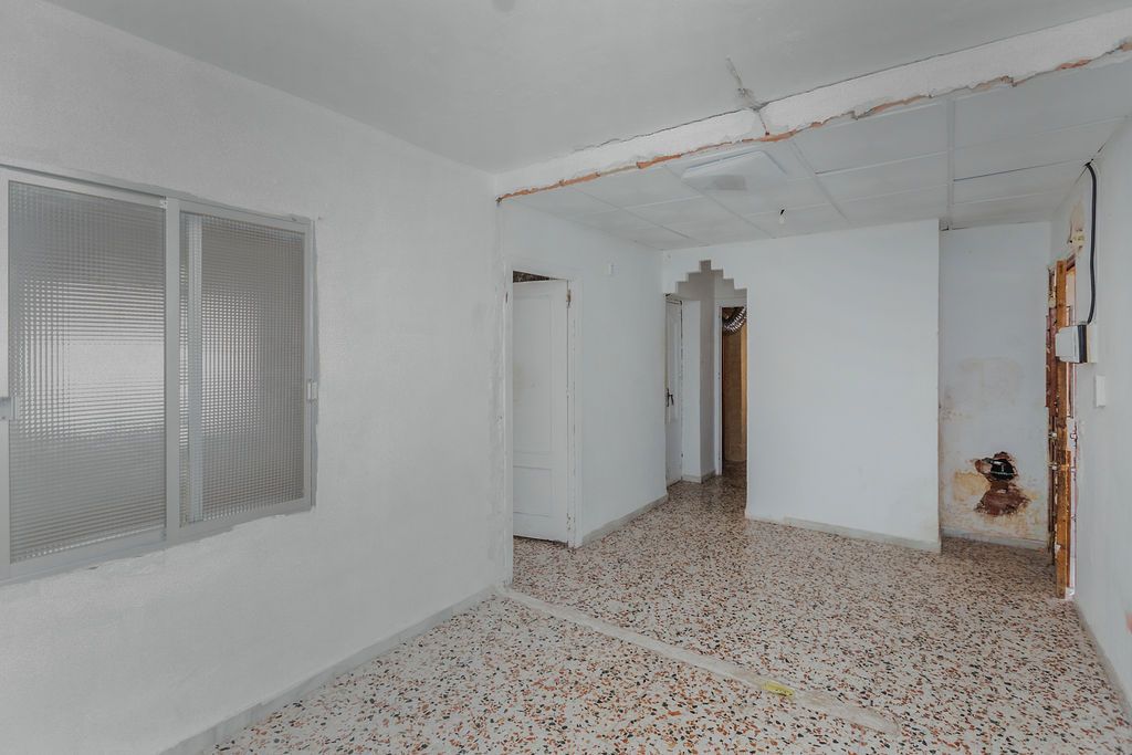 Flat for sale in  Almería Capital
