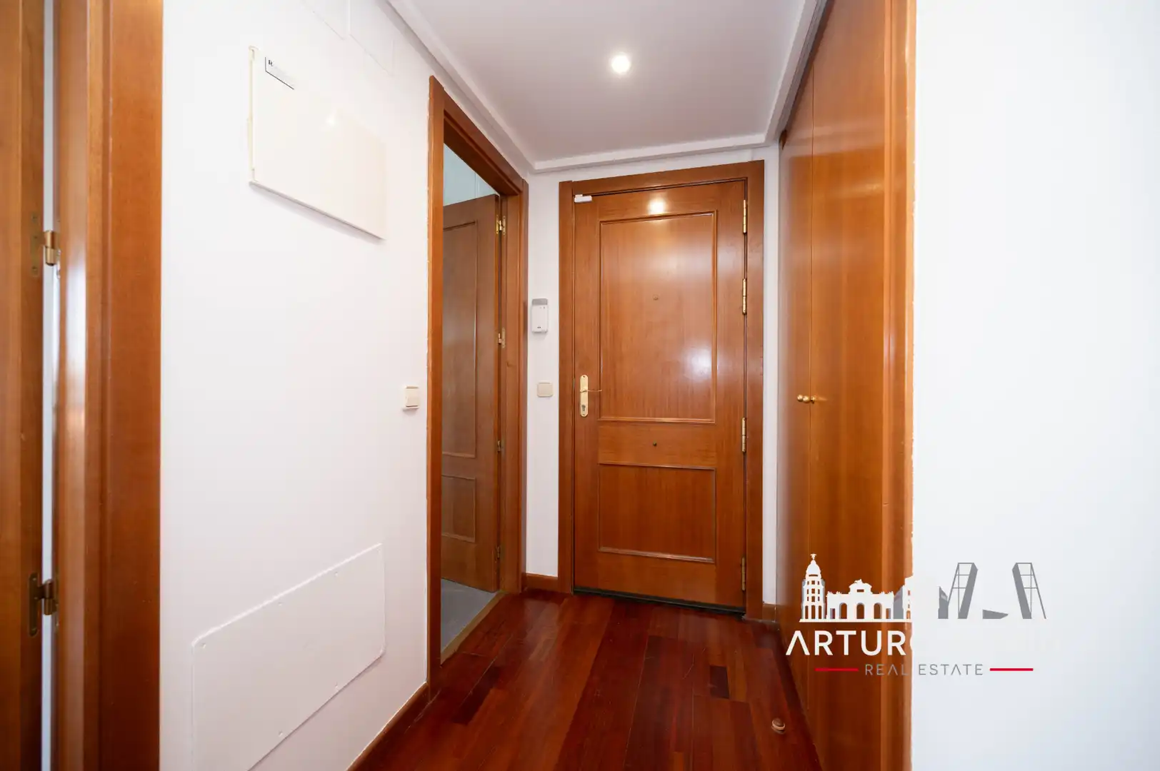 Flat for rent in Madrid  with Storage room and Community pool