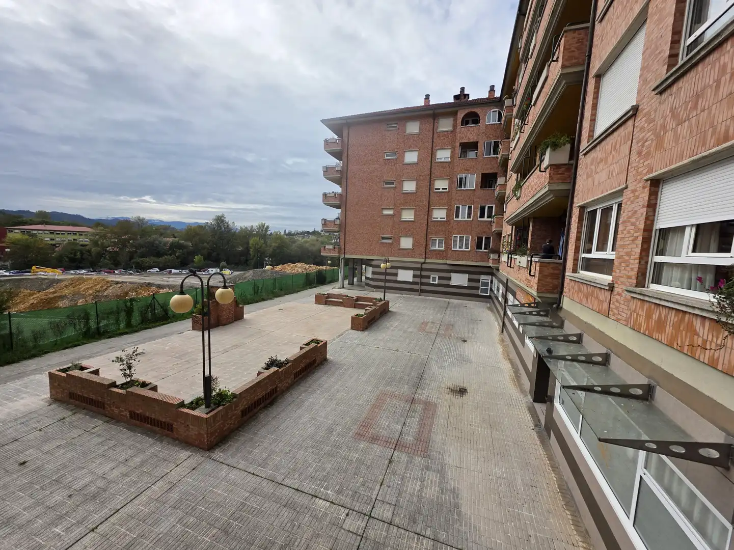 Aparcament de Pis en venda en La Pola Siero