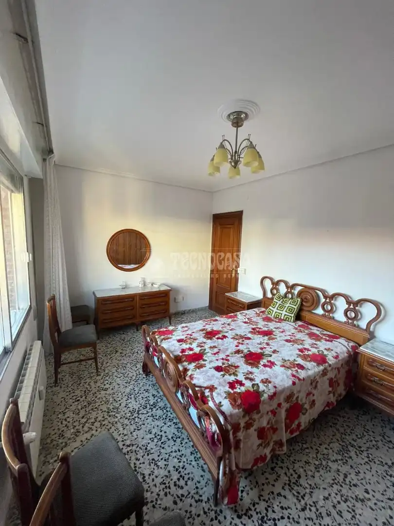 Habitación de Piso de alquiler en Palencia con Balcón