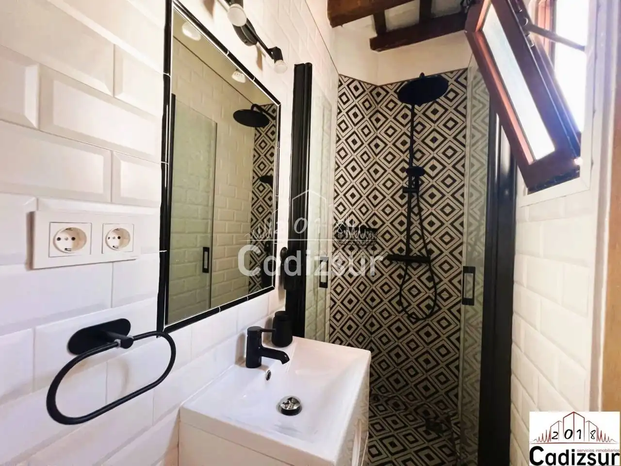 Baño de Ático en venta en Cádiz