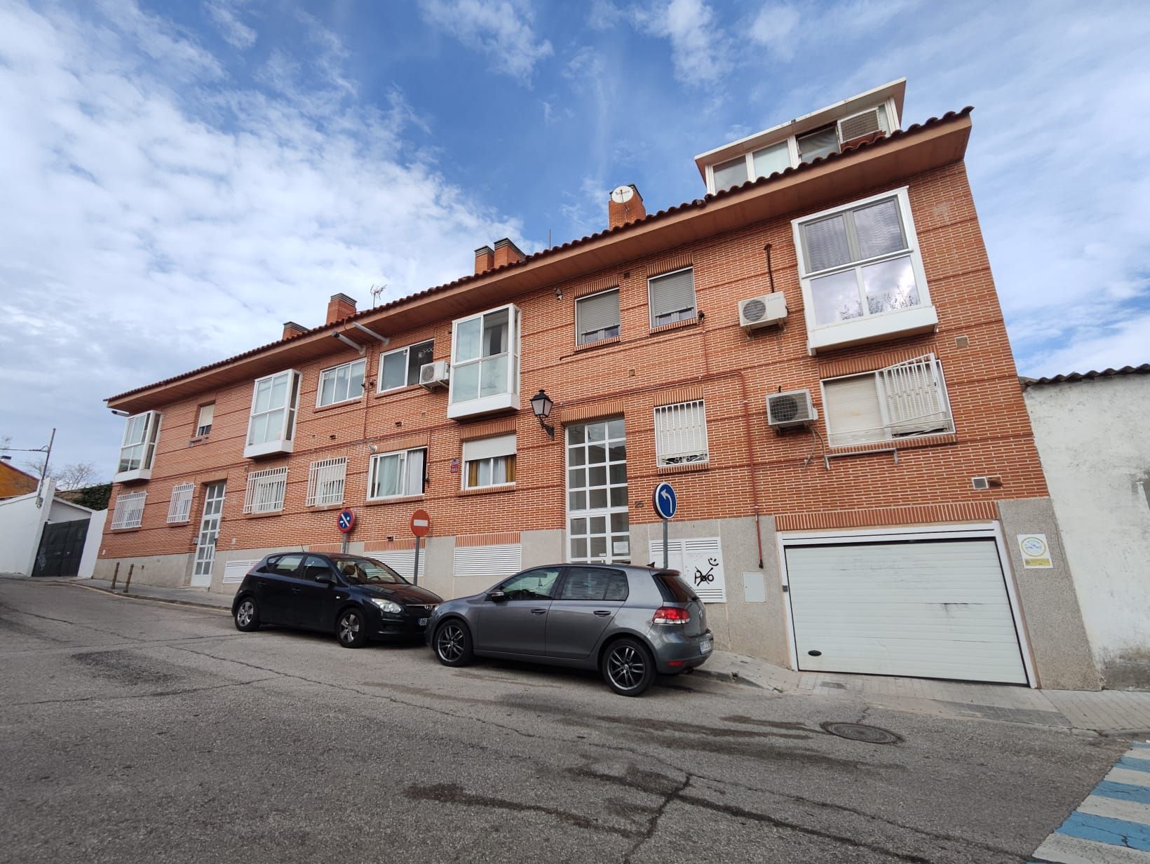 Garage to rent in Calle Baena, 23, Sevilla la Nueva