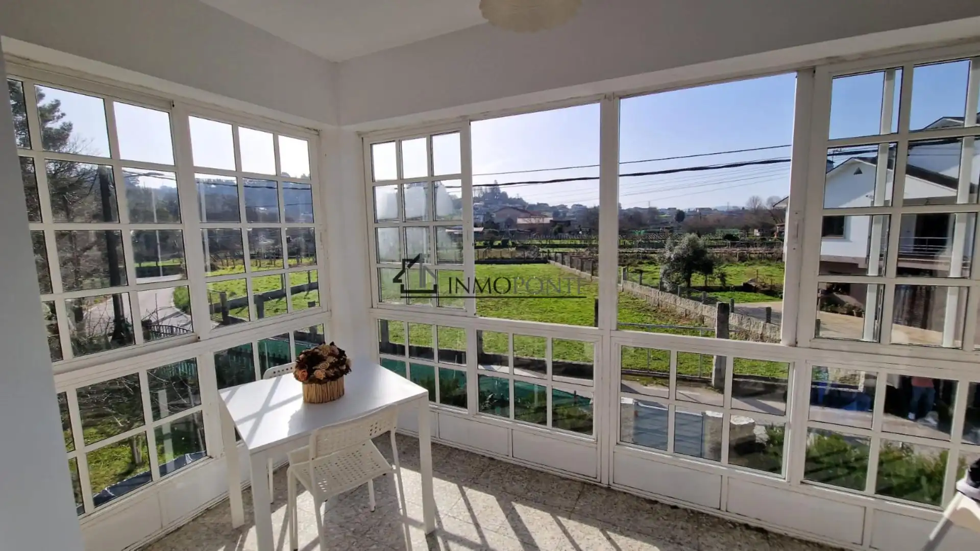 Jardí de Casa o xalet en venda en Pontevedra Capital  amb Jardí privat