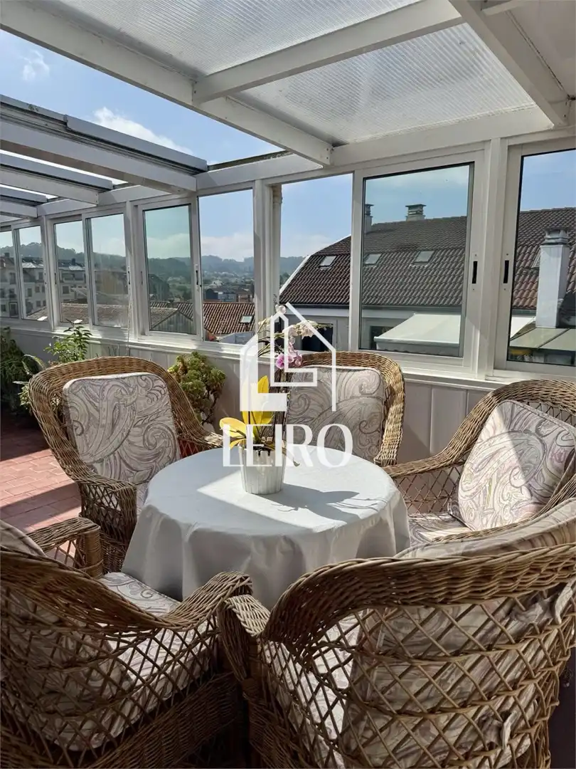 Terrasse von Dachboden zum Verkauf in Vilagarcía de Arousa mit Heizung, Parkett und Terrasse
