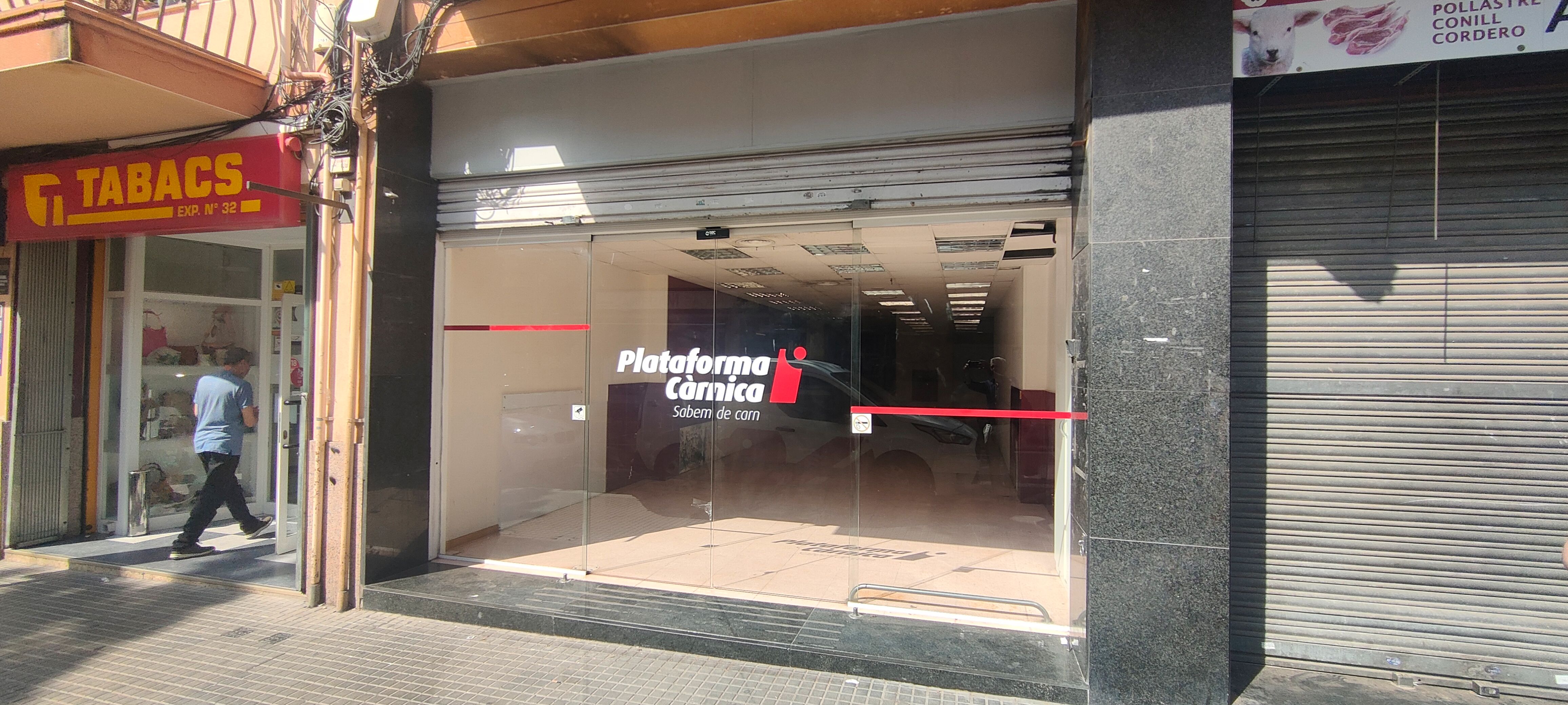 Premises for sale in Terrassa  with Air Conditioner