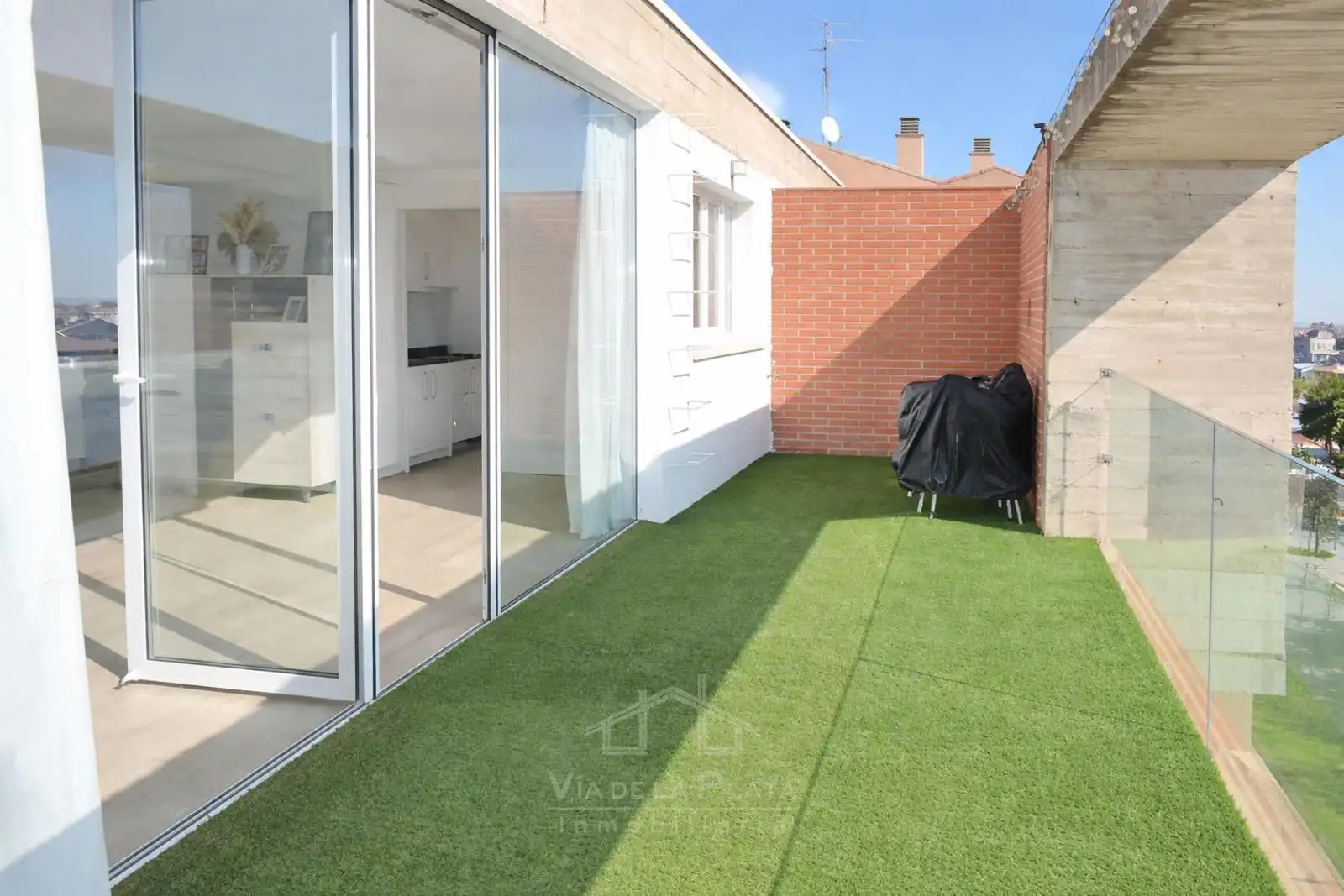 Terraza de Ático en venta en Santa Marta de Tormes con Calefacción, Terraza y Piscina