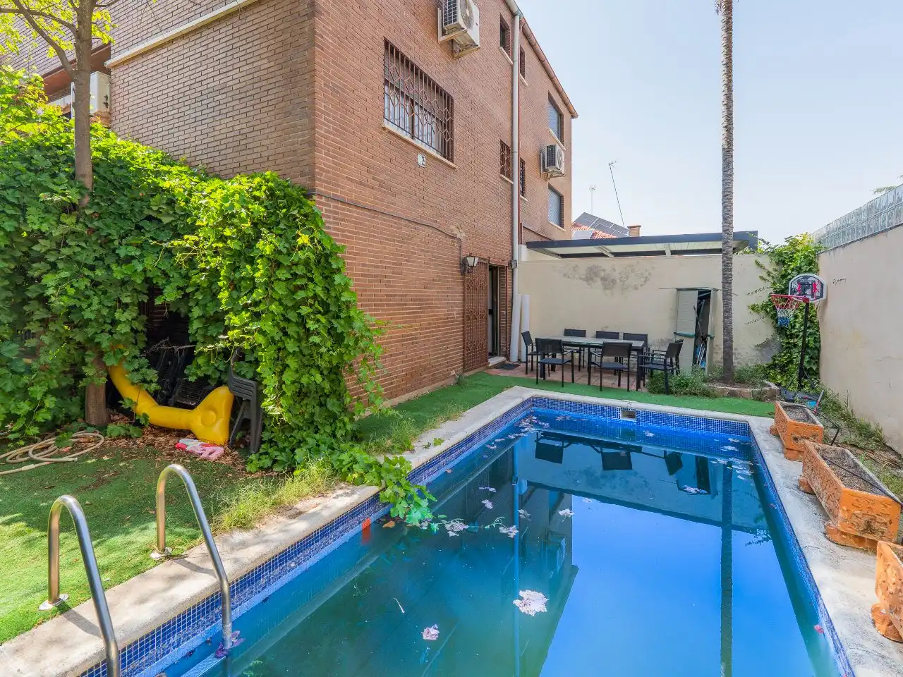Villa con piscina in vendita a DOCTOR GUIU 30, imagen 2