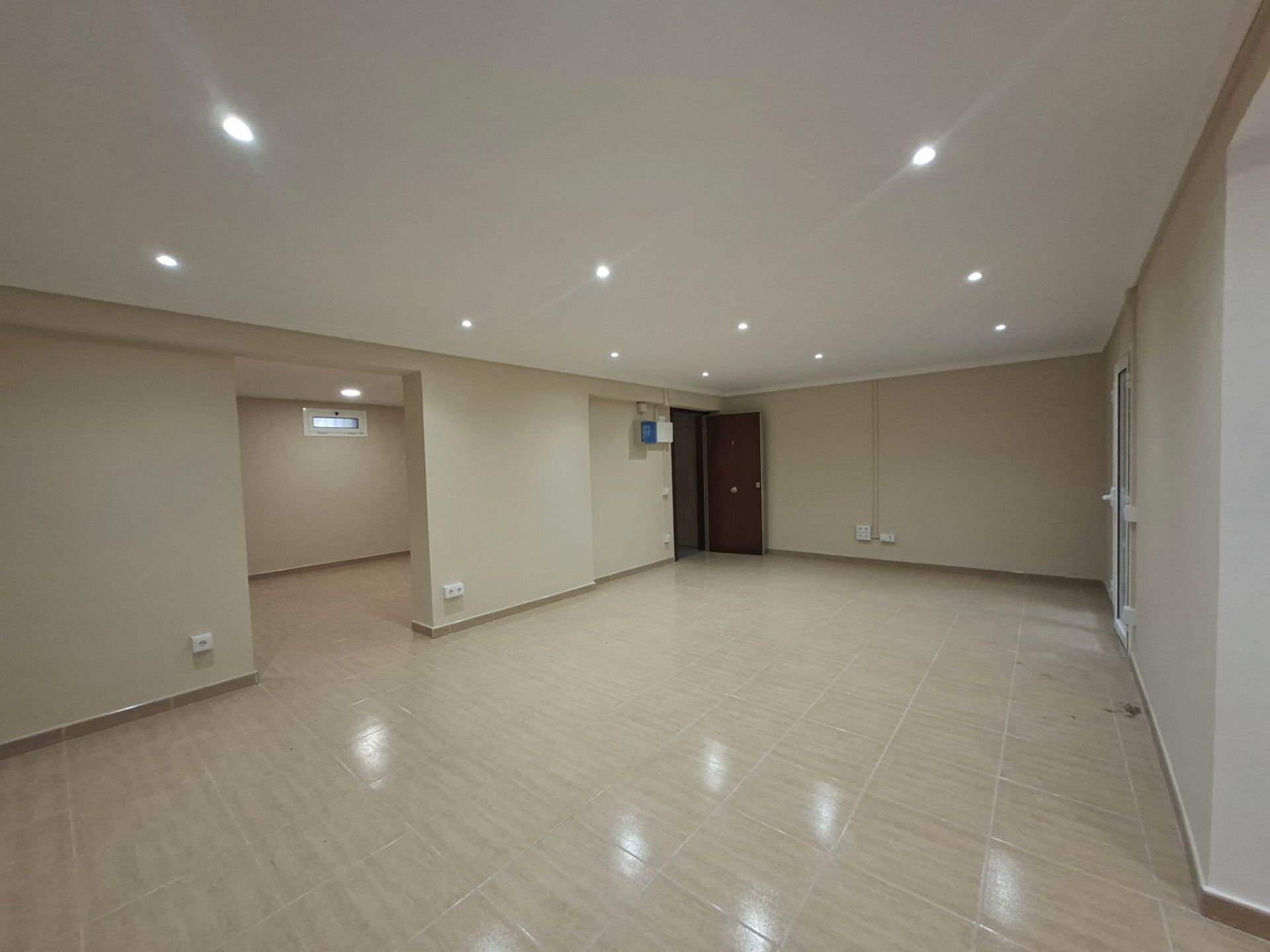 Planta baixa de lloguer a Passatge de Calafell, El Carmel