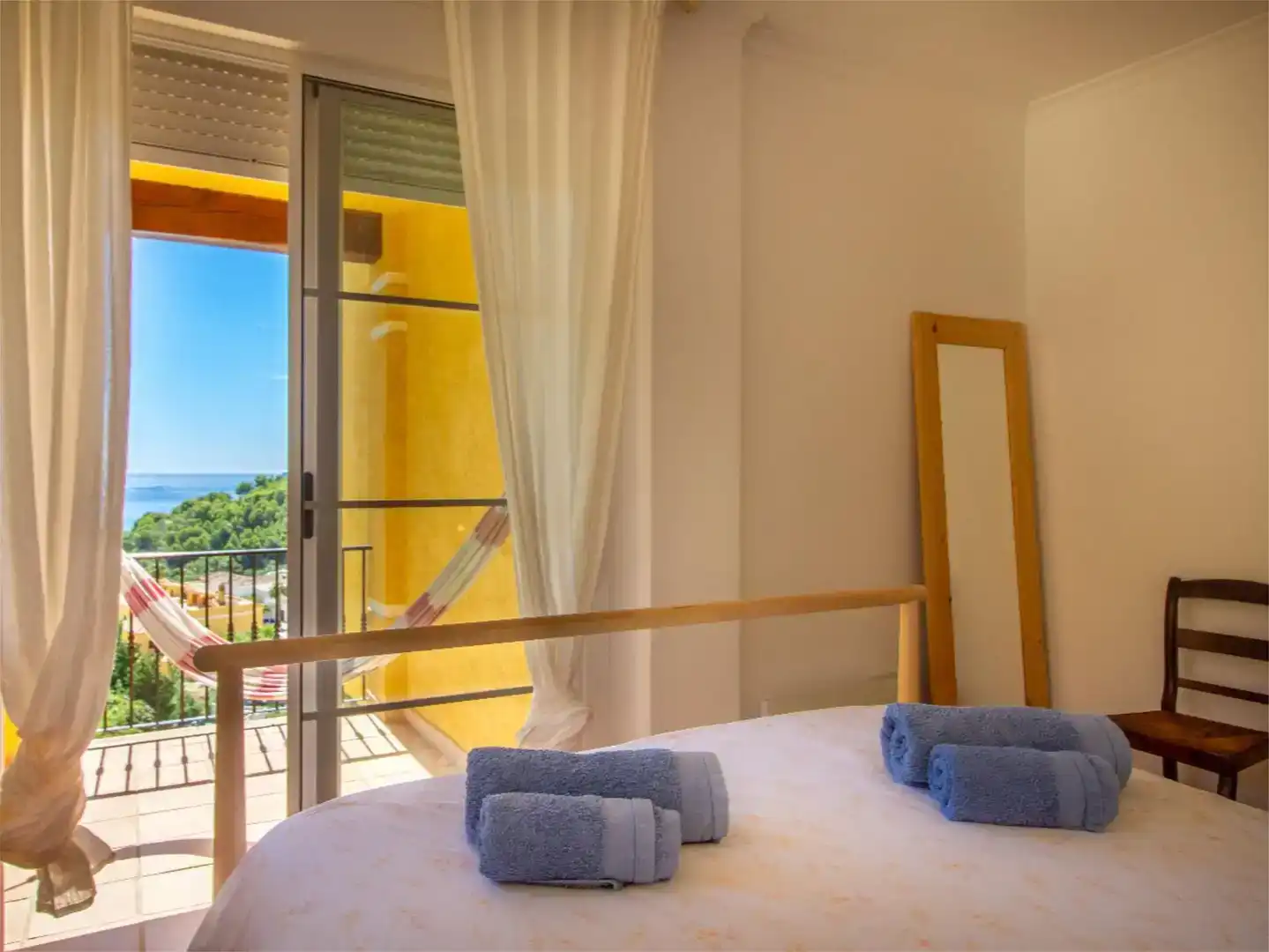 Schlafzimmer von Wohnung zur Miete in Altea mit Klimaanlage, Schwimmbad und Balkon