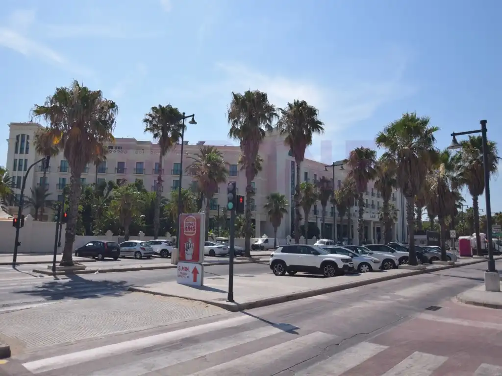 Pis en venda a Calle Eugenia Viñes, El Cabanyal - El Canyamelar