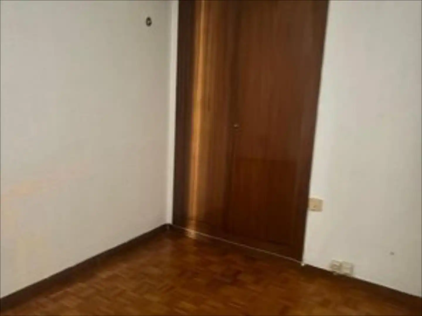 Bedroom of Flat for sale in Zaragoza