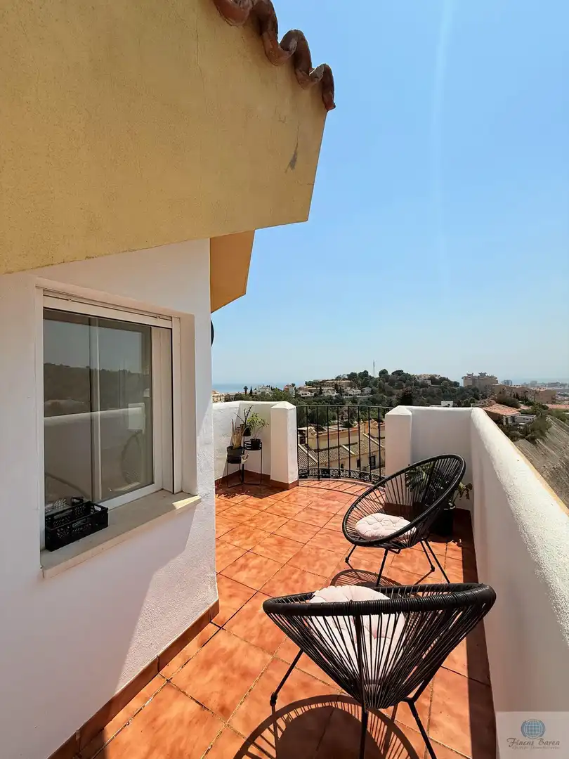 Balcony of Attic for sale in Fuengirola  with Air Conditioner, Terrace and Community pool