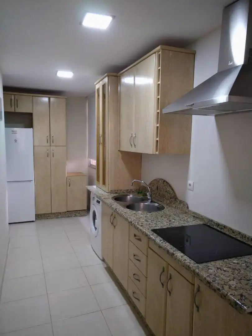 Flat with lift to rent in Casco Antiguo, imagen 7