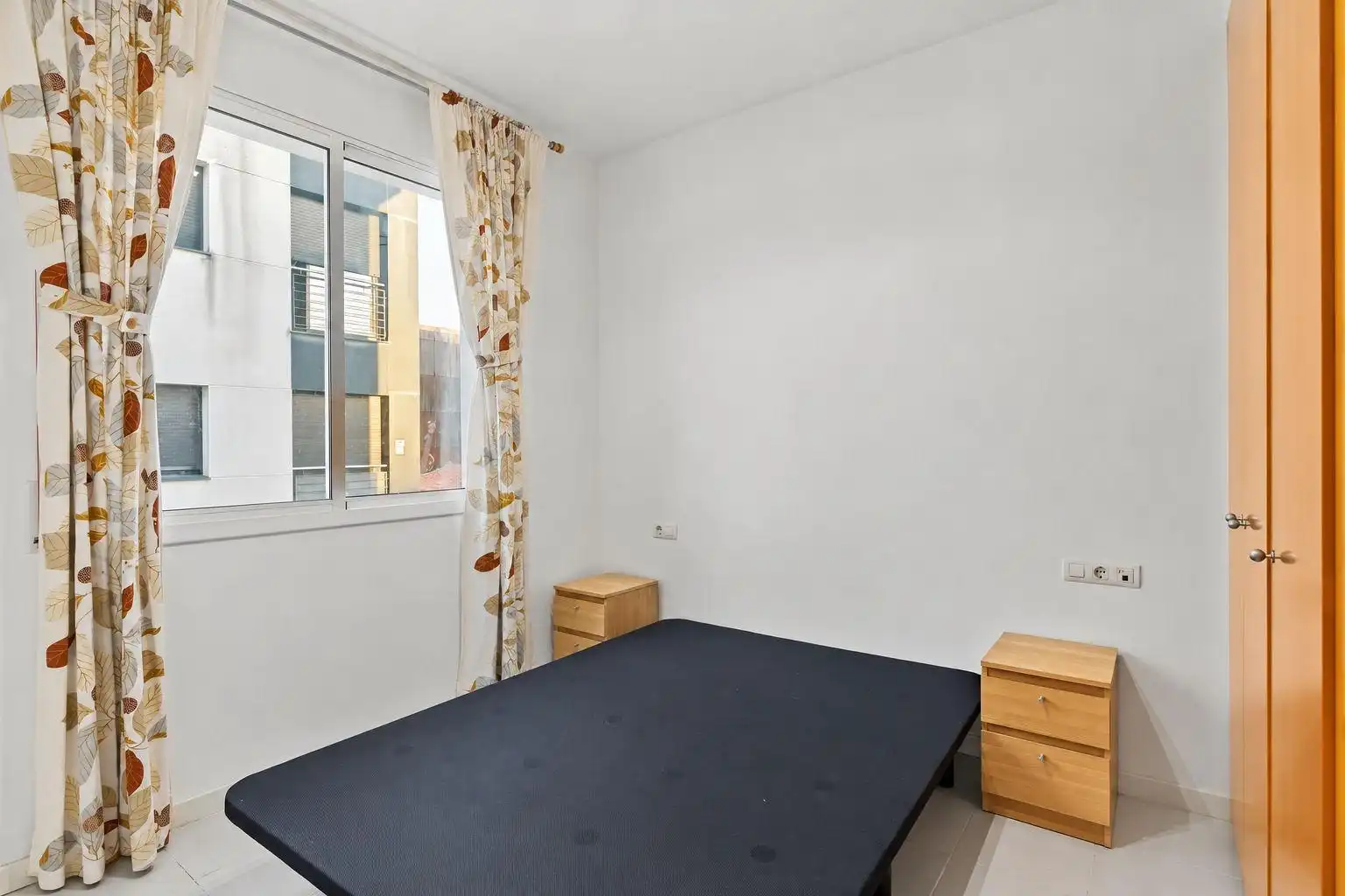 Schlafzimmer von Wohnung zum Verkauf in Terrassa mit Klimaanlage und Heizung