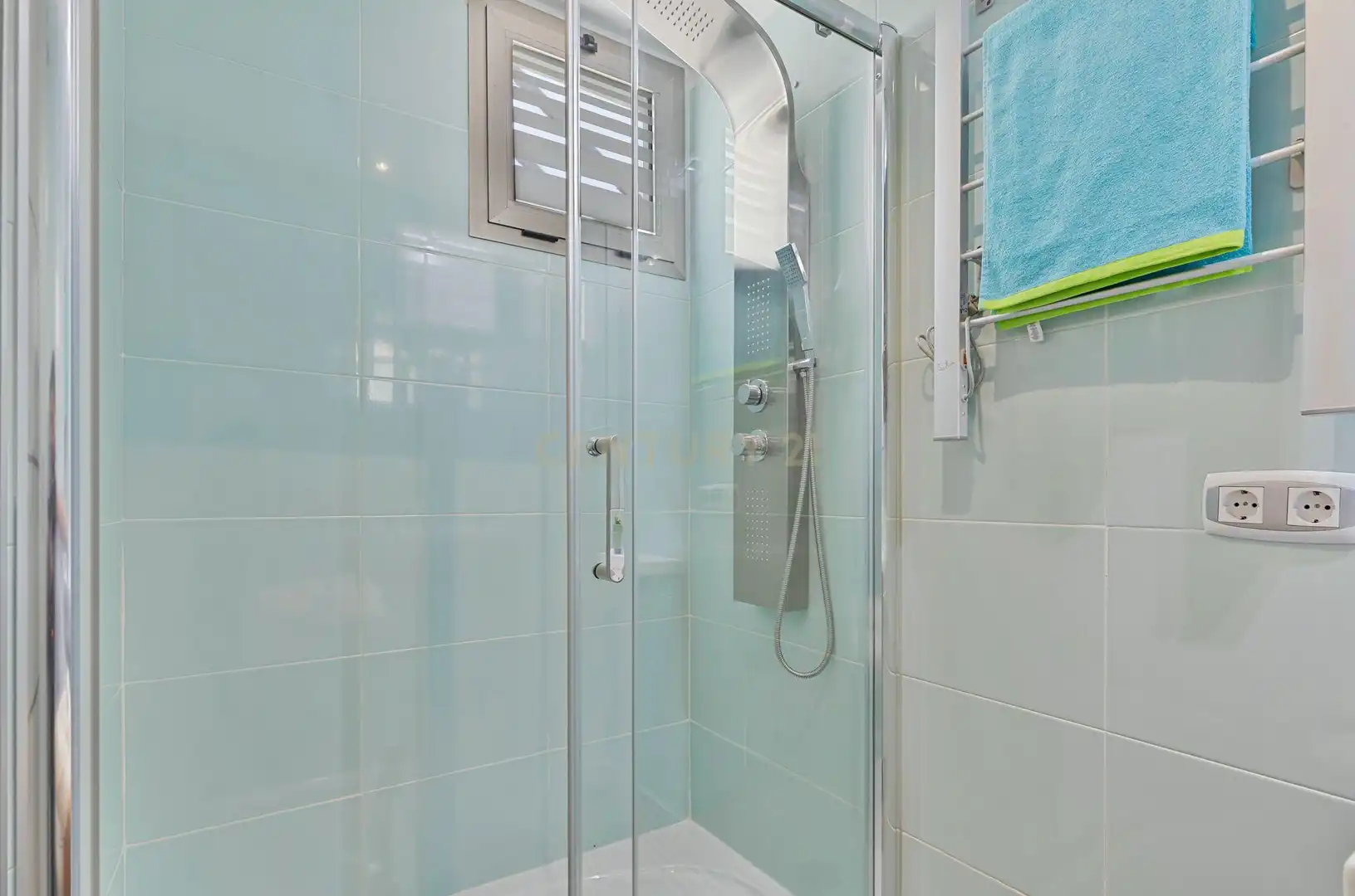 Bathroom of Apartments for sale in Mijas  with Air Conditioner and Swimming Pool