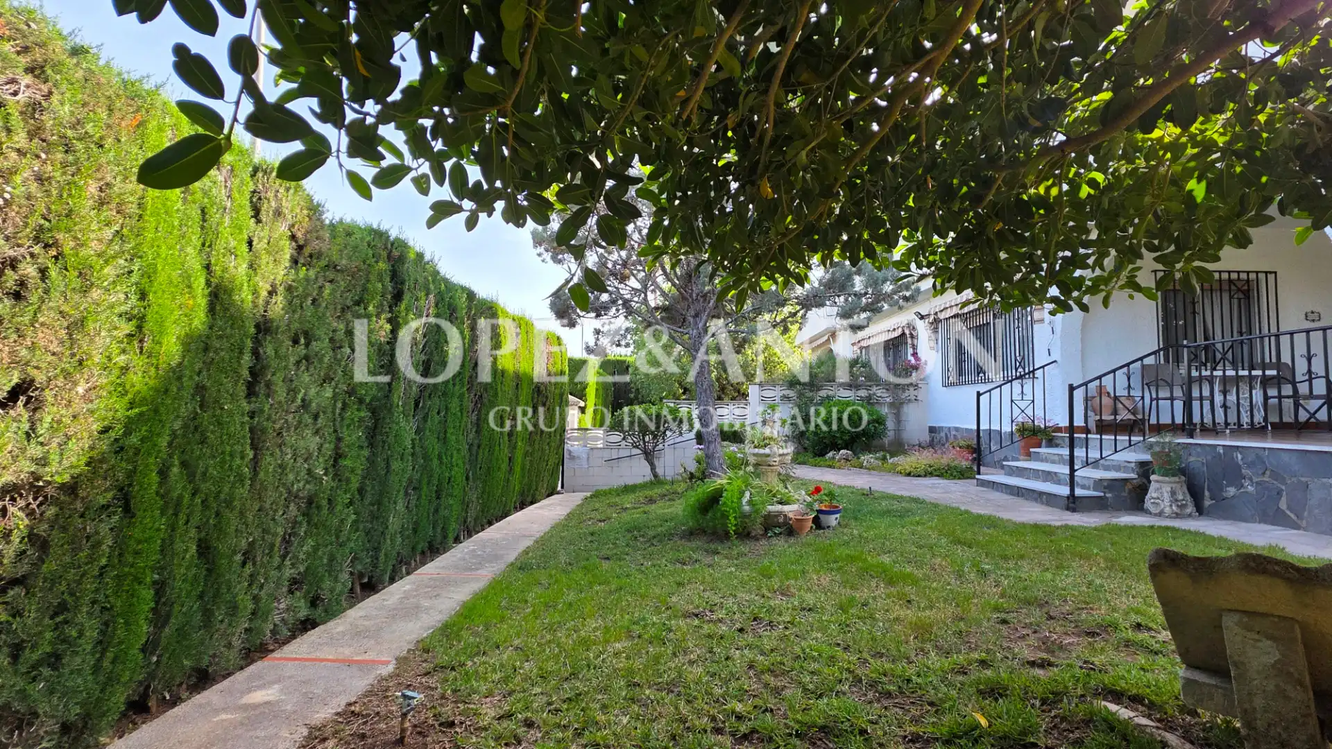 Garden of Houses for sale in L'Eliana  with Air Conditioner, Private garden and Terrace