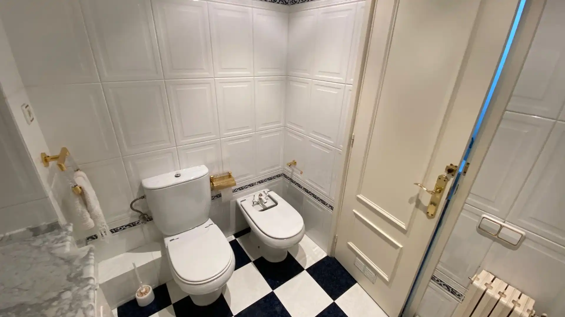 Badezimmer von Wohnung zur Miete in Tortosa mit Klimaanlage, Heizung und Terrasse