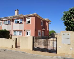 Vista exterior de Casa adosada de lloguer en Molina de Segura amb Aire condicionat, Terrassa i Balcó