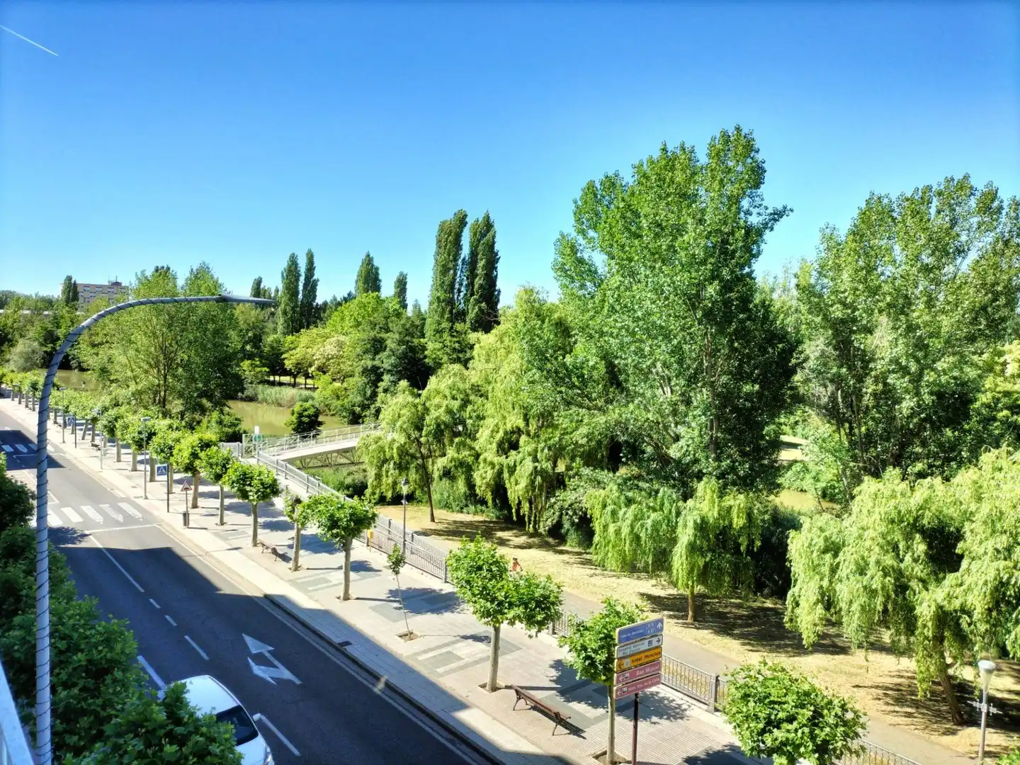 Pis de lloguer a Avenida CASTILLA, Centro