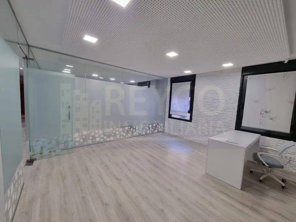 Office space with lift for sale in Edificios Lirios (Los), imagen 8
