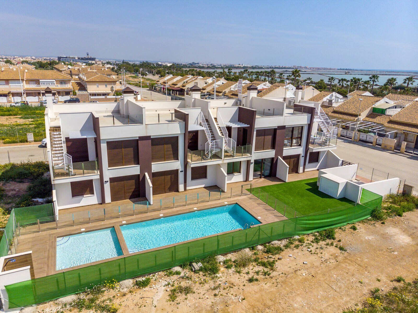 Exterior view of Apartment for sale in San Pedro del Pinatar  with Air Conditioner, Private garden and Terrace