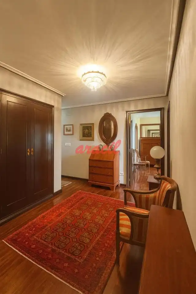 Piso en venta en Ourense Capital  con Aire acondicionado, Calefacción y Trastero
