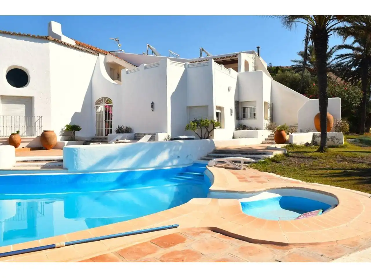 Villa avec terrasse à vendre à Calle Milano
