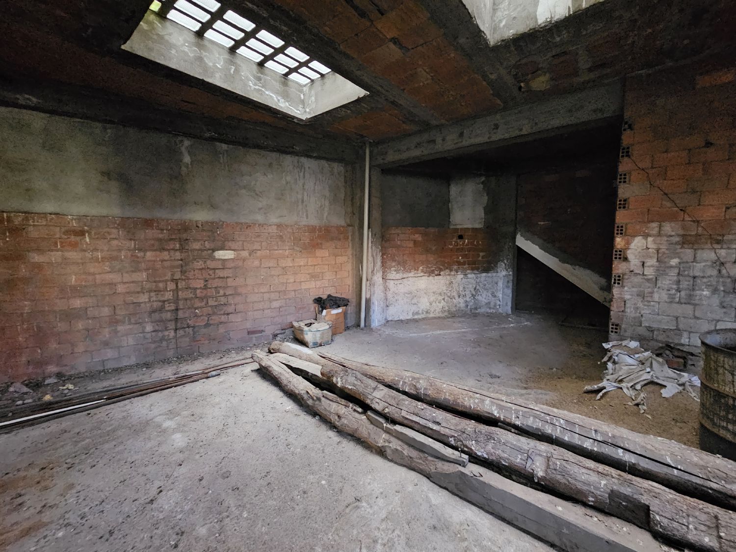 Premises for sale in A Coruña Capital 