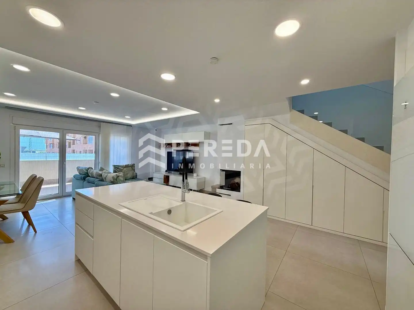 Kitchen of Houses for sale in Roquetas de Mar  with Air Conditioner, Private garden and Terrace